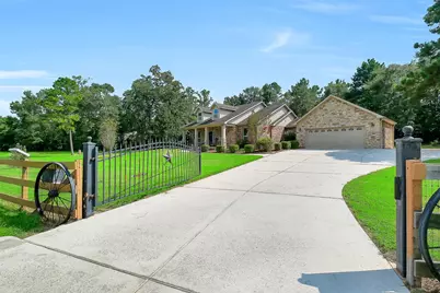 141 Lyndsey Drive, Montgomery, TX 77316 - Photo 1
