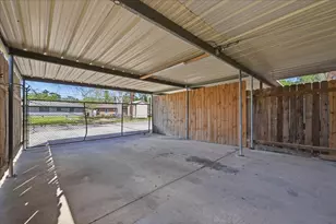 481 Moore, Vidor, TX 77662 - Photo 15