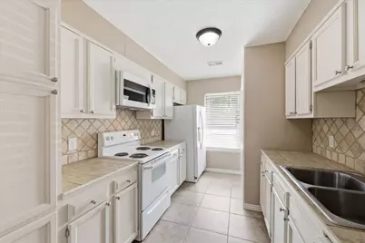 481 Moore, Vidor, TX 77662 - Photo 5