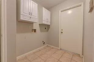 3322 Larkwood Ln, Sugar Land, TX 77479 - Photo 5