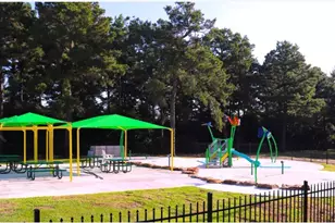 1046 Bending Trl Dr, Tomball, TX 77375 - Photo 37