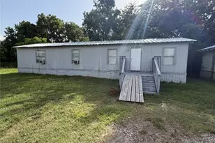 599 S Cochran St, Willis, TX 77378 - Photo 11