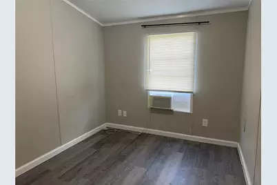 599 S Cochran Street, Willis, TX 77378 - Photo 5