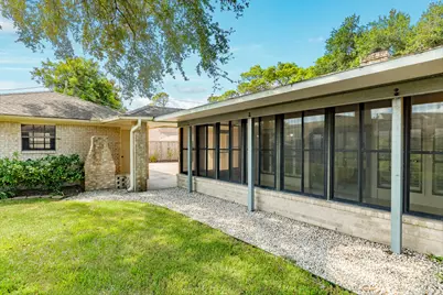712 Browning Street, Angleton, TX 77515 - Photo 35