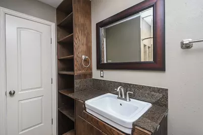 5710 Cherry Street, Houston, TX 77026 - Photo 17