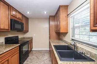 5710 Cherry Street, Houston, TX 77026 - Photo 11