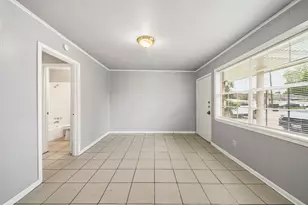6116 Octavia St, Houston, TX 77026 - Photo 13
