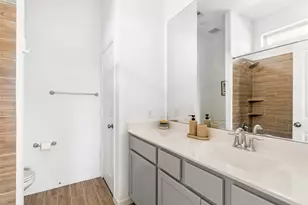 9423 Pelican Clf Ct, Houston, TX 77365 - Photo 31