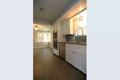 12870 Westella Drive, Houston, TX 77077 - Photo 9