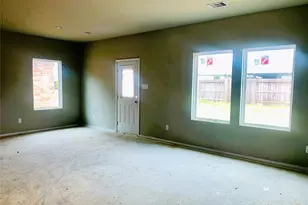 21540 Holbrook Dr, New Caney, TX 77357 - Photo 5
