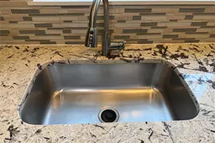 10428 Hammerly Blvd, Houston, TX 77043 - Photo 13