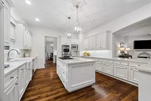 531 3 Corners Dr, Houston, TX 77024 - Photo 23