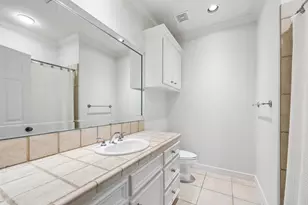 531 3 Corners Dr, Houston, TX 77024 - Photo 37