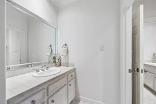 531 3 Corners Dr, Houston, TX 77024 - Photo 35