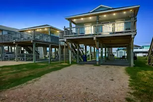 1110 Treaty Dr, Surfside Beach, TX 77541 - Photo 1