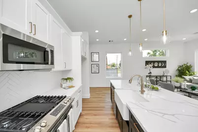 2432 Harrington Street, Houston, TX 77026 - Photo 7