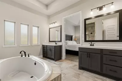 10211 Cove Court, Iowa Colony, TX 77583 - Photo 25