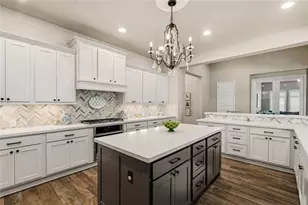 10211 Cove Ct, Iowa Colony, TX 77583 - Photo 13