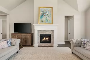 10211 Cove Ct, Iowa Colony, TX 77583 - Photo 9