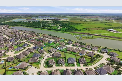 10211 Cove Court, Iowa Colony, TX 77583 - Photo 47