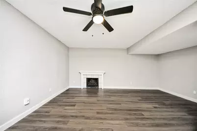 781 Country Place Drive #1051, Houston, TX 77079 - Photo 17
