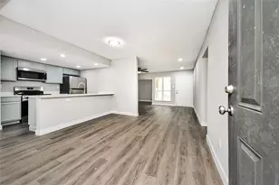 781 Country Pl Dr, Houston, TX 77079 - Photo 7