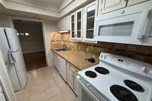 14309 Misty Meadow Ln, Houston, TX 77079 - Photo 19