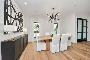 571 N Post Oak Ln, Houston, TX 77024 - Photo 7