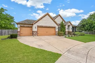 2807 Monarch Gardens Ct, Pearland, TX 77089 - Photo 3