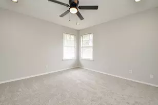 1206 Green Knoll Dr, Sugar Land, TX 77479 - Photo 47