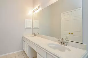 1206 Green Knoll Dr, Sugar Land, TX 77479 - Photo 39