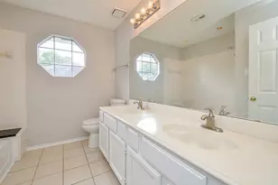 1206 Green Knoll Dr, Sugar Land, TX 77479 - Photo 49