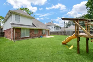 1206 Green Knoll Dr, Sugar Land, TX 77479 - Photo 13