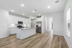 88 Ashe Juniper Wy, Magnolia, TX 77354 - Photo 5