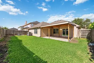 16327 Dryberry Ct, Houston, TX 77083 - Photo 5