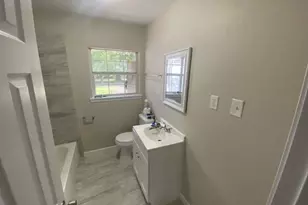 5251 Perry St, Houston, TX 77021 - Photo 9