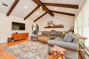 2735 Triway Ln, Houston, TX 77043 - Photo 11