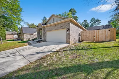 9006 San Saba Way, Willis, TX 77378 - Photo 9