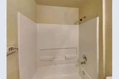 11010 Heather Bluff Lane, Houston, TX 77075 - Photo 15