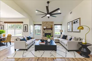 431 Topsail Way, Crosby, TX 77532 - Photo 3