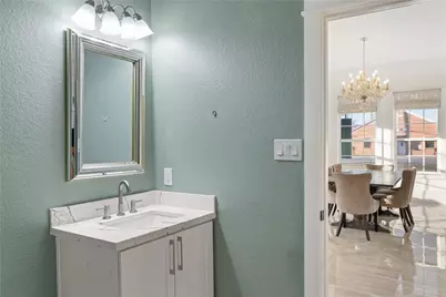 124 N 2nd Street, La Porte, TX 77571 - Photo 19