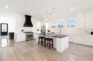 124 N 2nd St, La Porte, TX 77571 - Photo 5