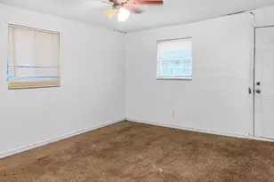 4423 Holloway Dr, Houston, TX 77047 - Photo 15