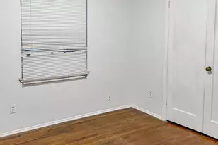 4423 Holloway Dr, Houston, TX 77047 - Photo 13
