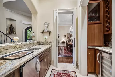 1101 Longmont Place Court, Houston, TX 77056 - Photo 13
