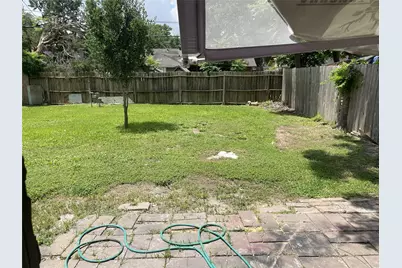 8915 Reamer Street, Houston, TX 77074 - Photo 11
