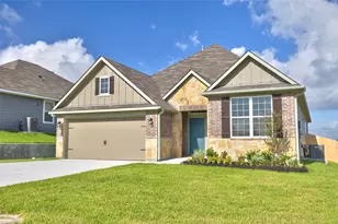 1453 Lk Rdg Dr, Brenham, TX 77833 - Photo 3