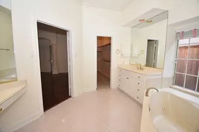 16 Treverstone Court, Sugar Land, TX 77479 - Photo 25