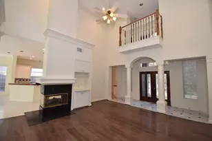 16 Treverstone Ct, Sugar Land, TX 77479 - Photo 11