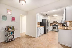 116 Whiting St, Galveston, TX 77550 - Photo 11